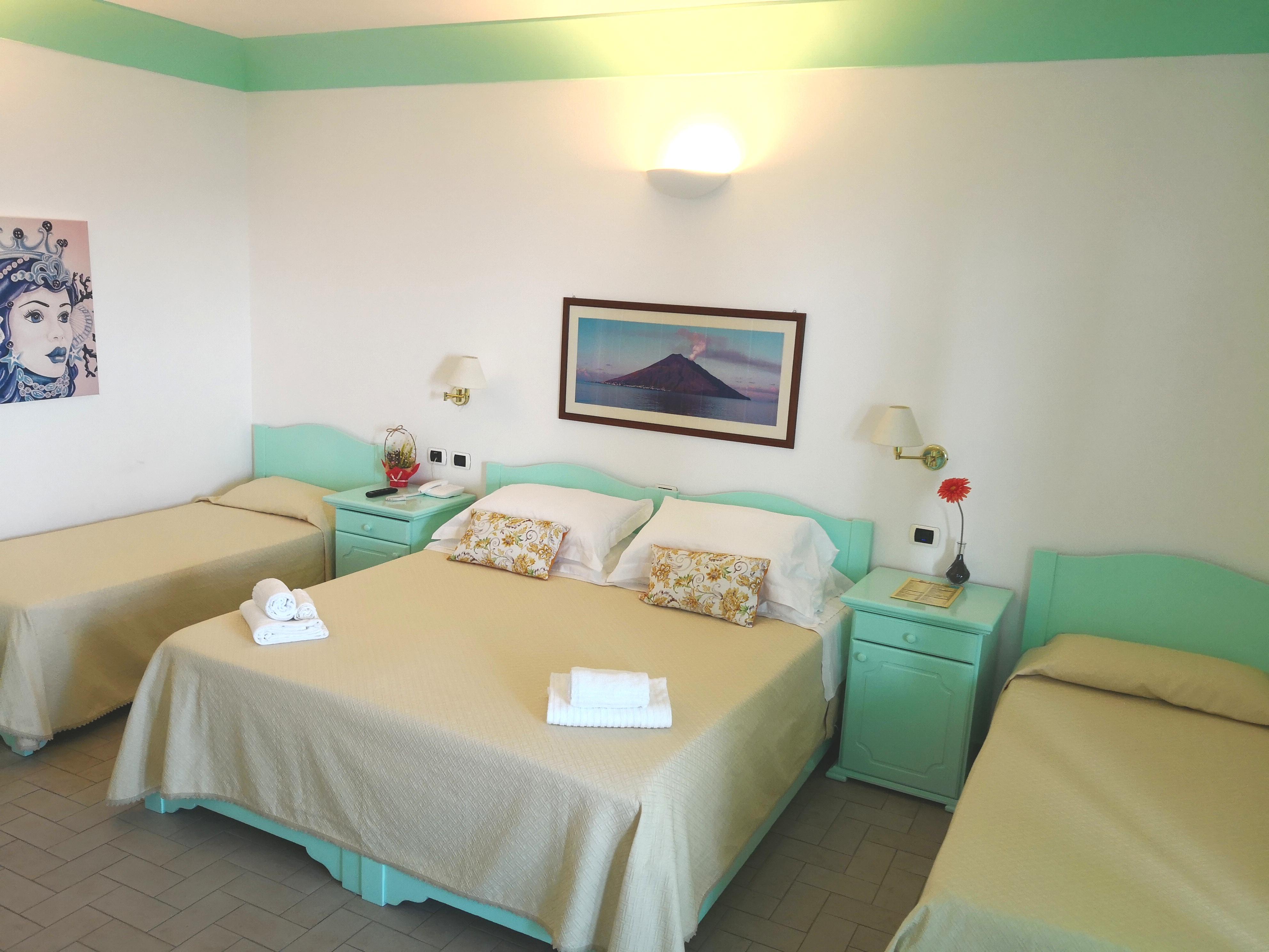 Hotel Ossidiana Stromboli Center Екстериор снимка