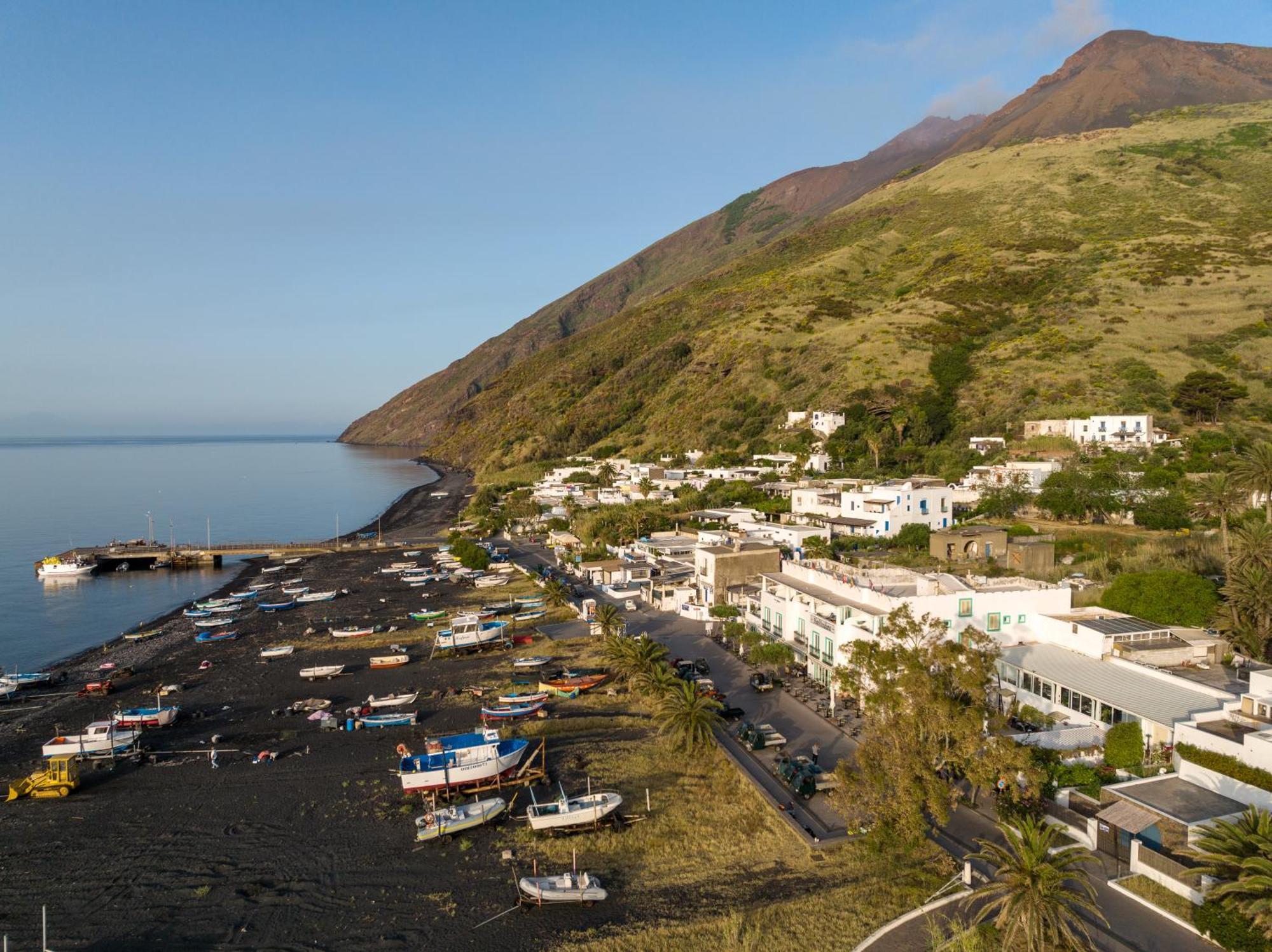 Hotel Ossidiana Stromboli Center Екстериор снимка