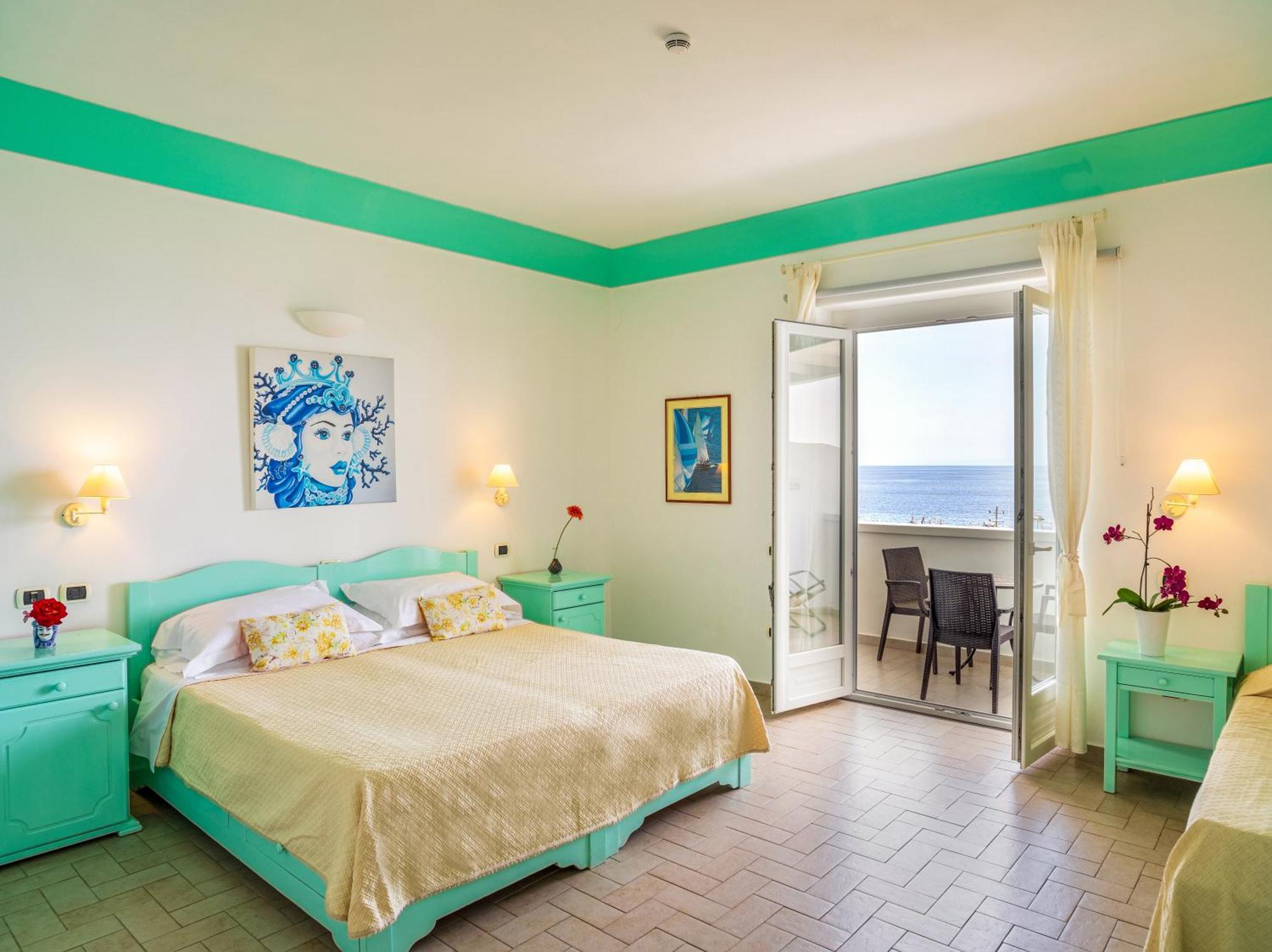 Hotel Ossidiana Stromboli Center Екстериор снимка