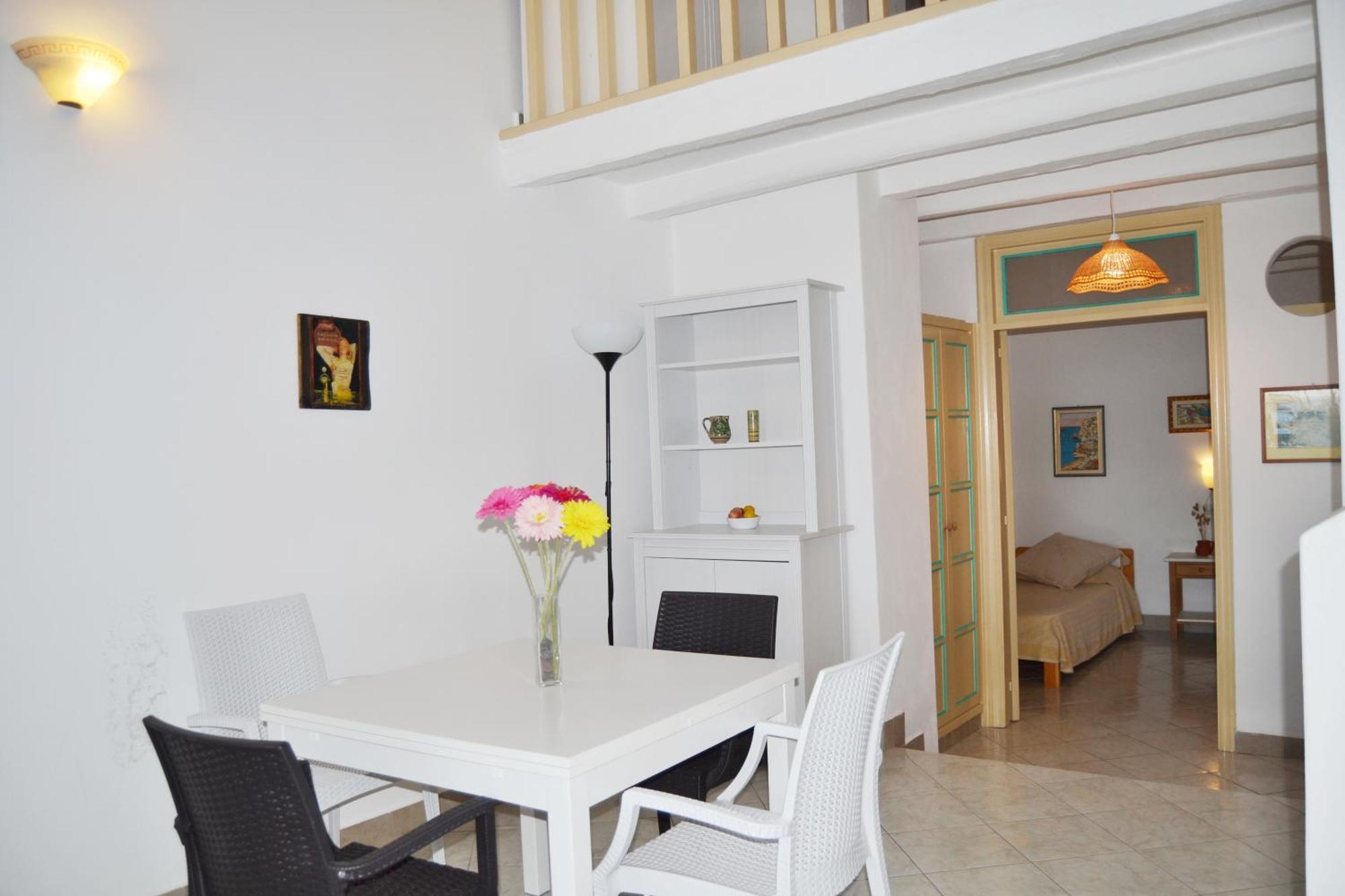 Hotel Ossidiana Stromboli Center Стая снимка